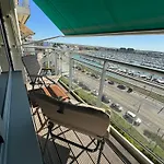 Sens Jachthaven Prachtig Uitzicht! Stijlvol Gerenoveerd Apartment *