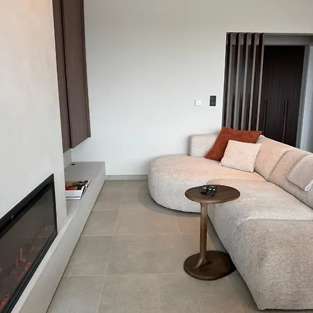 Sens Jachthaven Prachtig Uitzicht! Stijlvol Gerenoveerd